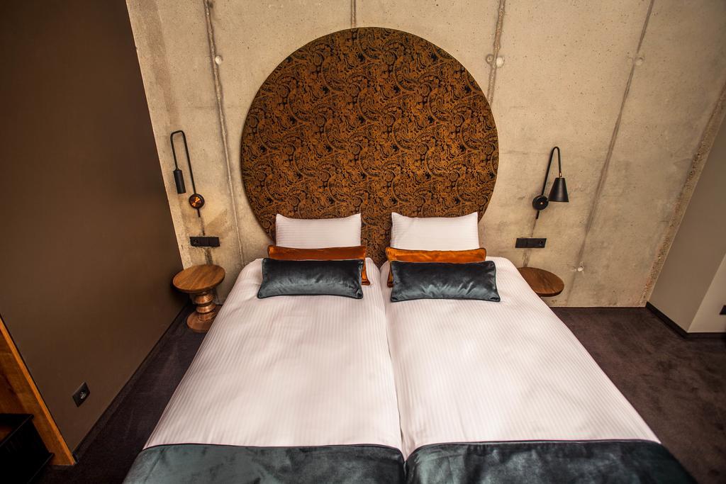 Hotel Remes โอปาเลนิซา ภายนอก รูปภาพ