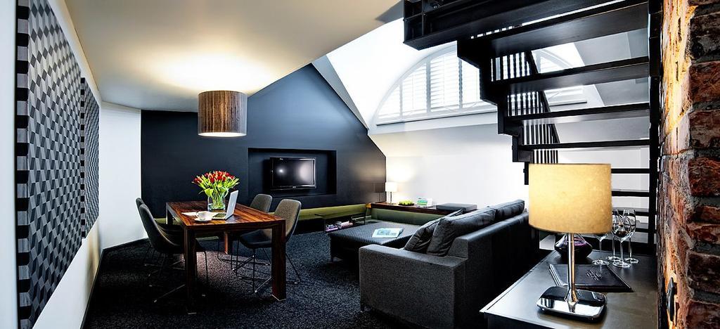 Hotel Remes โอปาเลนิซา ภายนอก รูปภาพ
