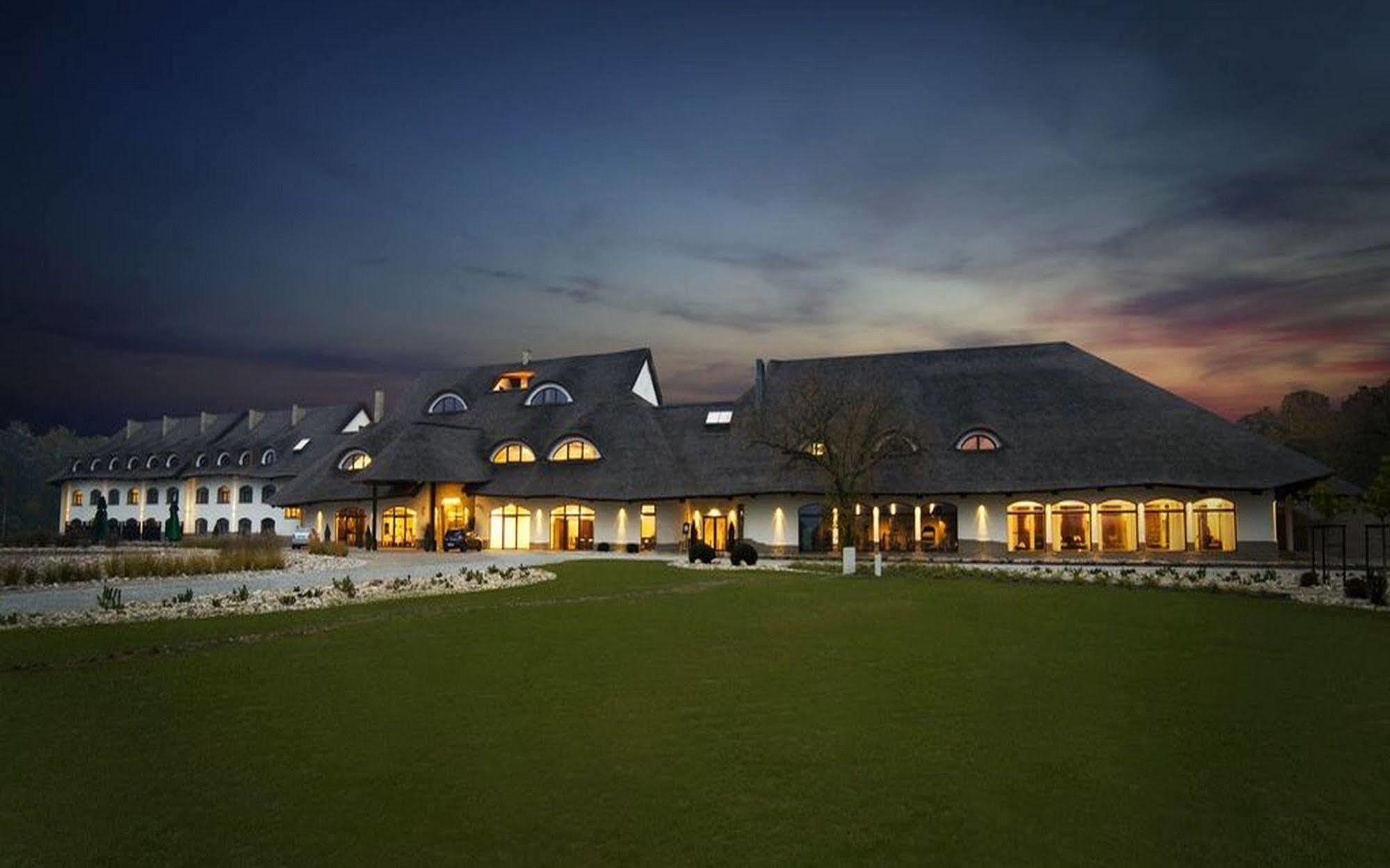 Hotel Remes โอปาเลนิซา ภายนอก รูปภาพ